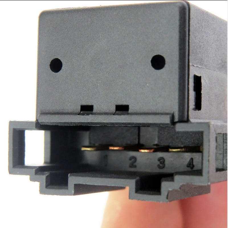 Interruptor de luz de freno mecánico de 4 pines VW POSCH 1J0 945 511 6Q0 945 511