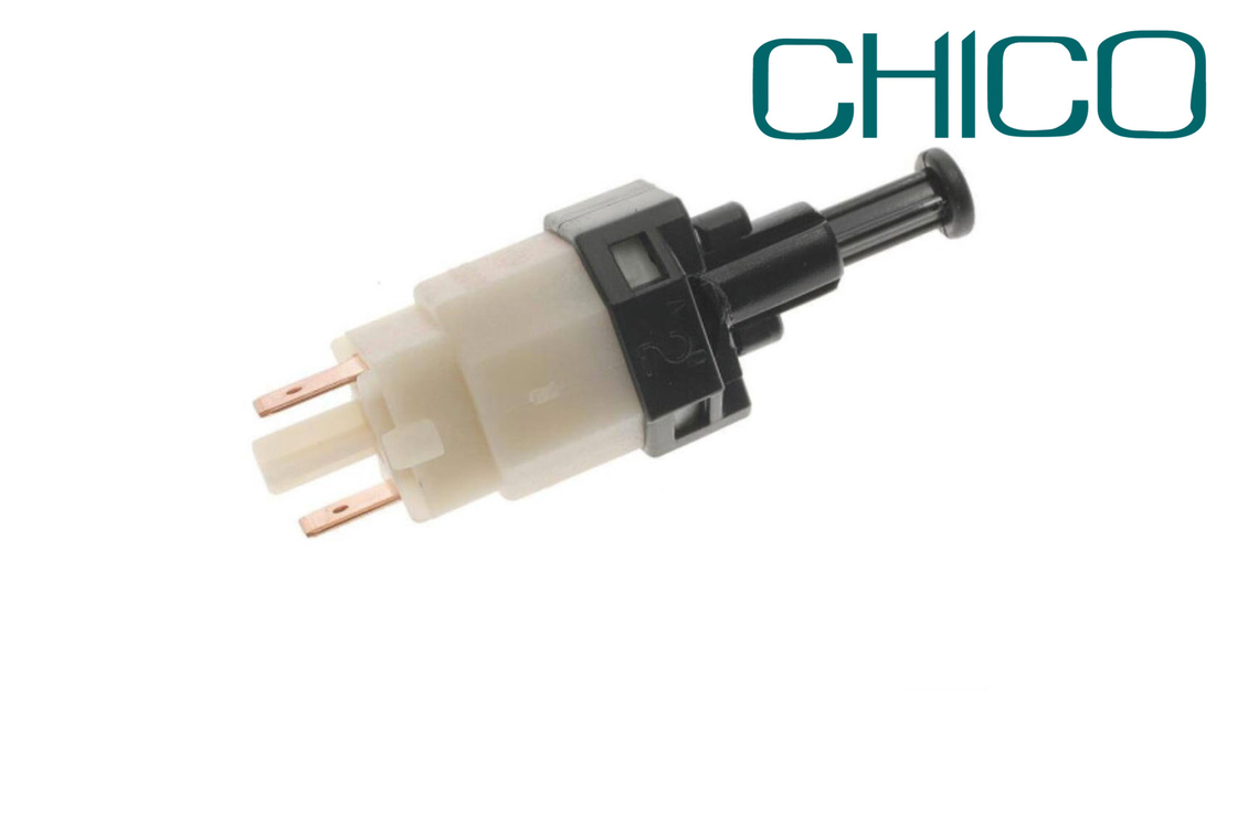 2 interruptores de la luz del freno del coche de los conectores para GM OPEL 96212027 1240596 90307473